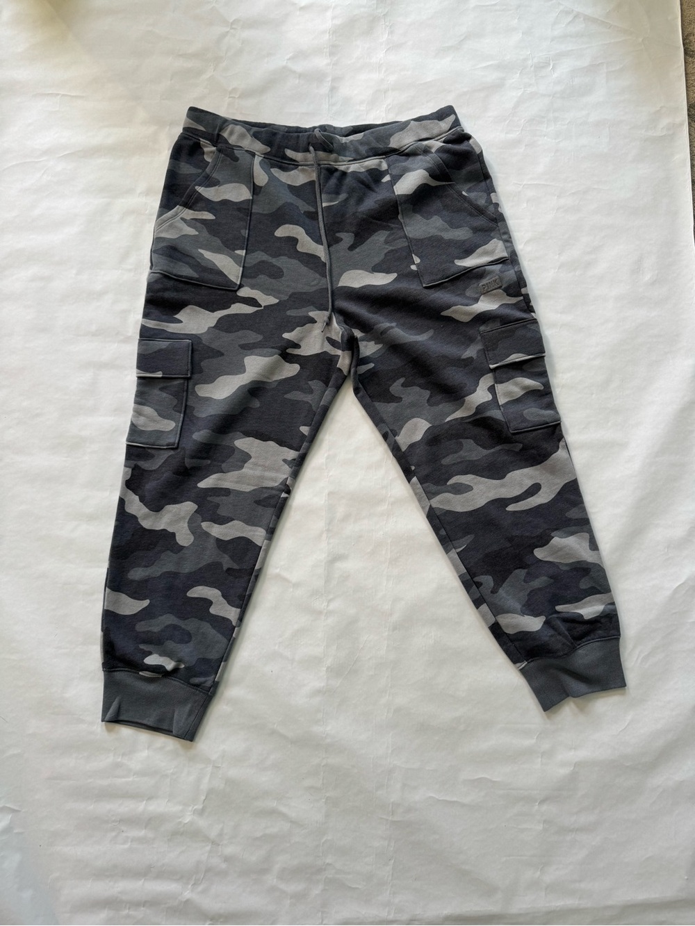 PINK Victoria's Secret Black & Gray Camo Cargo Capris